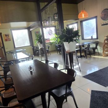 Chepes - Inside - Salvadoran Near Me - Portland, Oregon