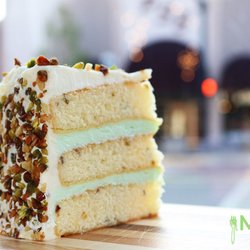 MoJo's Pasta House and Cajun Cook Shack - Roasted Pistachio and Mascarpone Cheese Triple-Layered Cake!