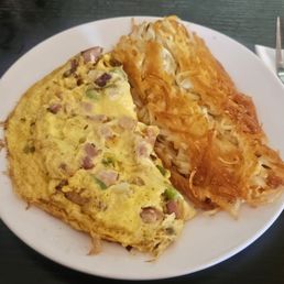 Denver Omelette W/ Hash Browns! A must try! Denver Omelette W/ Hash Browns! A must try!