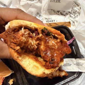Dave's Hot Chicken - Chicken Shop Near Me - Boston, Massachusetts Dave's Hot Chicken - Chicken Shop Near Me - Boston, Massachusetts