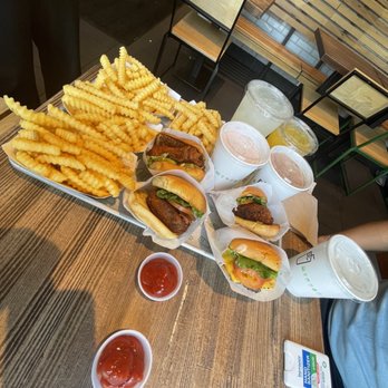 Shake Shack - Burgers Near Me - Los Angeles, California Shake Shack - Burgers Near Me - Los Angeles, California