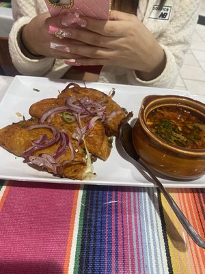 Cemitas Poblanas by null