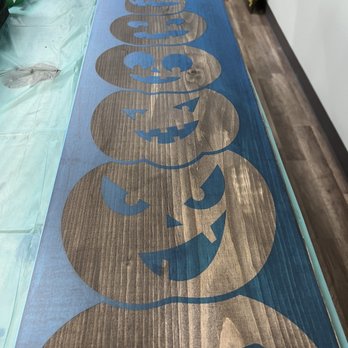 Hammer & Stain Stateline - Stencil - Art Classes Near Me - Beloit, Wisconsin