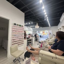 In this photo you can see the set up of the shop.