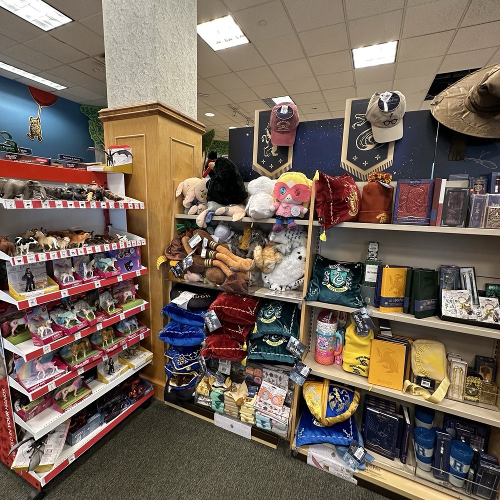Barnes & Noble - Inside IG: @ammysalamii - Bookstores Near Me - Calabasas, California Barnes & Noble - Inside IG: @ammysalamii - Bookstores Near Me - Calabasas, California