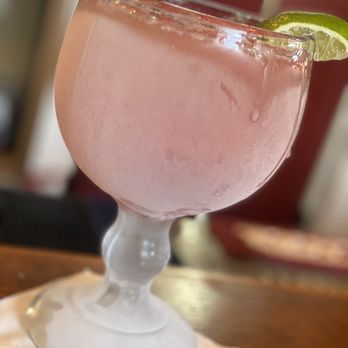 Ziggys Pizza - Strawberry Summer Brew - Pizza Near Me - Wichita, Kansas Ziggys Pizza - Strawberry Summer Brew - Pizza Near Me - Wichita, Kansas