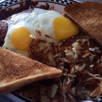 Mamas Kitchen - Corn beef with Hash browns and eggs - Breakfast & Brunch Near Me - Tampa, Florida Mamas Kitchen - Corn beef with Hash browns and eggs - Breakfast & Brunch Near Me - Tampa, Florida