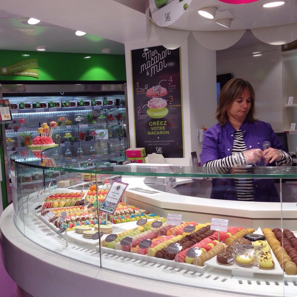 Macarons Gourmands - Patisserie/Cake Shop Near Me - Paris, 75