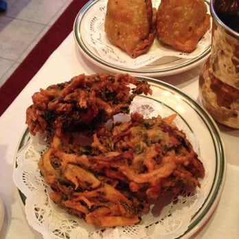 Agra Taj Mahal - Vegetable pakora & vegetable samosa. - Indian Near Me - Brooklyn, New York