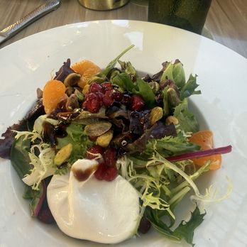 Veranda Restaurant - Beet & Burrata Salad - American Near Me - San Diego, California Veranda Restaurant - Beet & Burrata Salad - American Near Me - San Diego, California