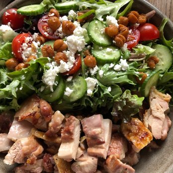 etta - Bucktown - Chicken & Hummus Salad - Pizza Near Me - Chicago, Illinois