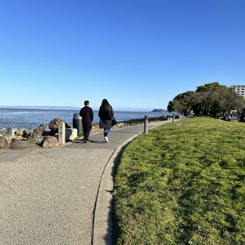 Bayfront Park - Parks Near Me - Millbrae, California