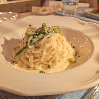 Yeppa & Co - Tagliolini al Limone. $25. White wine, lemon, cream, Parmigiano, asparagus, chives. - Cafes Near Me - Atlanta, Georgia Yeppa & Co - Tagliolini al Limone. $25. White wine, lemon, cream, Parmigiano, asparagus, chives. - Cafes Near Me - Atlanta, Georgia