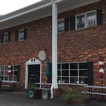 Biscuit Head - The outside - there's a big parking lot with free parking - Cafes Near Me - Asheville, North Carolina Biscuit Head - The outside - there's a big parking lot with free parking - Cafes Near Me - Asheville, North Carolina