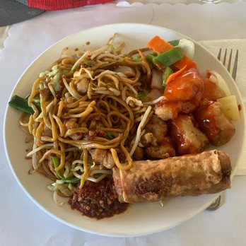 China Wok - Sweet & Sour Pork, egg roll, Chicken Chow Mein - Chinese Near Me - Mountain View, California