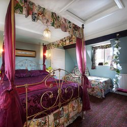 Hundred House Hotel