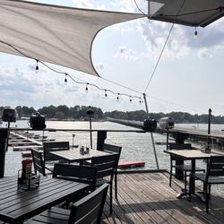 Boathouse Kitchen & Swan Dive - Upper patio