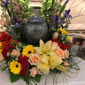Crismon's Flowers - Florists Near Me - Mesa, Arizona
