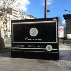 Gourmet Nomade - La cuisine est située à même la place de la porte de Versailles devant l entrée principale du parc des expositions
