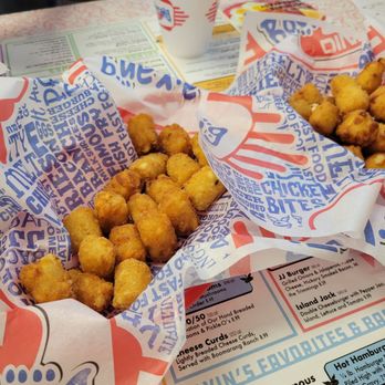 Boomarang Diner - Tots - Diners Near Me - Edmond, Oklahoma