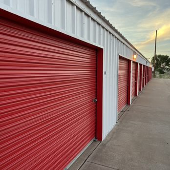 Self Storage New Mexico - Clovis - W. 7th St. - Drive-Up Units - Self Storage Near Me - Clovis, New Mexico Self Storage New Mexico - Clovis - W. 7th St. - Drive-Up Units - Self Storage Near Me - Clovis, New Mexico