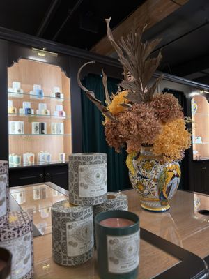 Officina Profumo-Farmaceutica di Santa Maria Novella by null