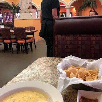 Abuelo's Mexican Restaurant - Waitress, lunch - Mexican Near Me - Rogers, Arkansas Abuelo's Mexican Restaurant - Waitress, lunch - Mexican Near Me - Rogers, Arkansas