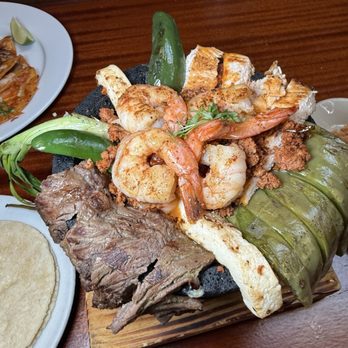 Anahuac - Molcajete, best item on the menu imo - Mexican Near Me - Berkeley, California