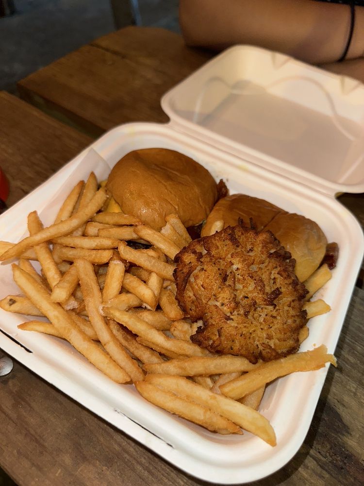 Food from JewBoy Sliders