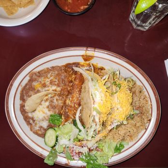Caballo Blanco - 2 Beef Tacos 1 Cheese Enchilada combo. - Mexican Near Me - Sacramento, California Caballo Blanco - 2 Beef Tacos 1 Cheese Enchilada combo. - Mexican Near Me - Sacramento, California