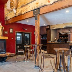 White Raven Winery