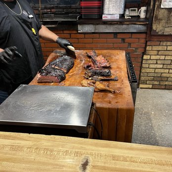 Black's Barbecue Lockhart - Meat line - Barbeque Near Me - Lockhart, Texas