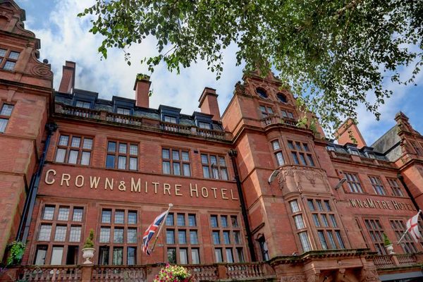 Crown & Mitre Hotel by null