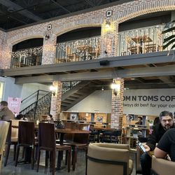 Tom N Toms Coffee
