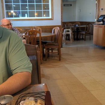 Harvest Home - Mostly empty Olive Branch - Breakfast & Brunch Near Me - Jerseyville, Illinois Harvest Home - Mostly empty Olive Branch - Breakfast & Brunch Near Me - Jerseyville, Illinois