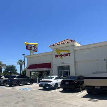 In-N-Out Burger - Blue skies for my first time trying In & Out. - Burgers Near Me - Hurst, Texas In-N-Out Burger - Blue skies for my first time trying In & Out. - Burgers Near Me - Hurst, Texas