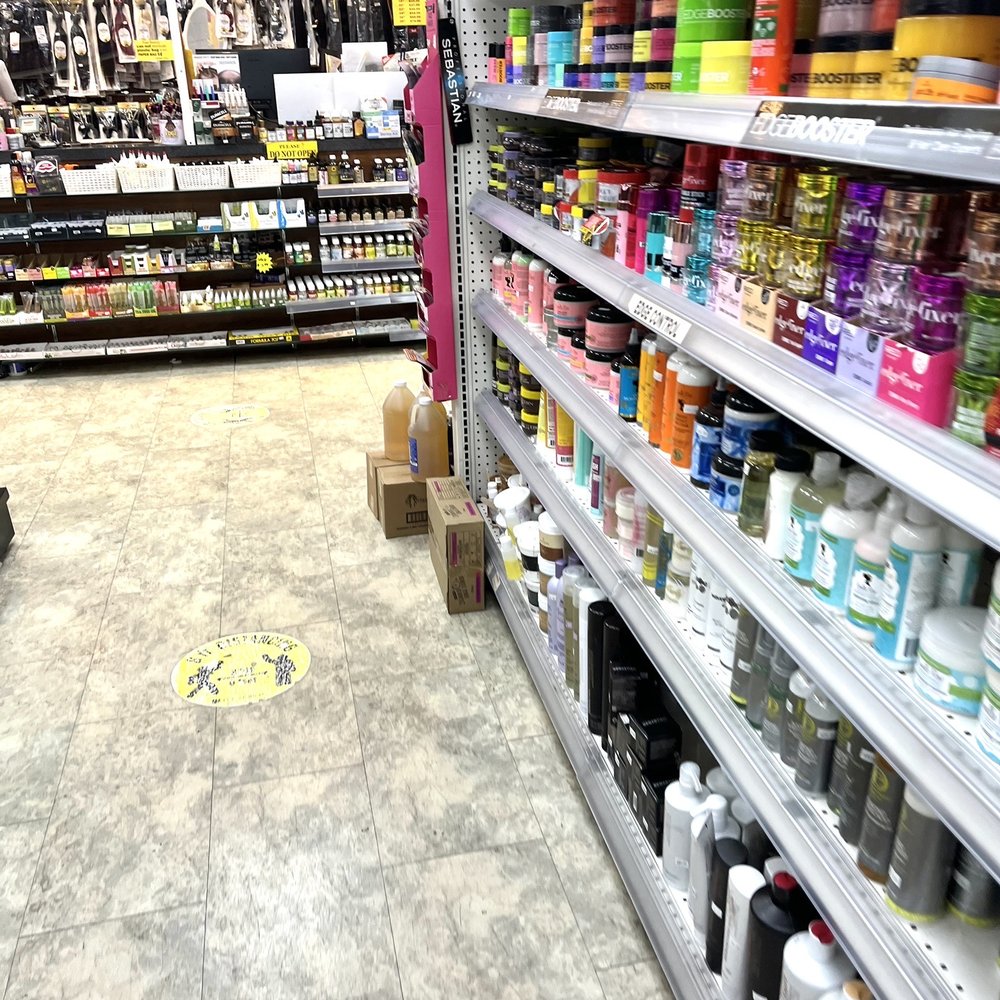 Feel Beauty - Aside From Boxes On Floor, Place Is Kept Clean - Cosmetics & Beauty Supply Near Me - The Bronx, New York