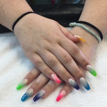 E & R Nails - Beautiful nails - Nail Salons Near Me - Louisville, Kentucky E & R Nails - Beautiful nails - Nail Salons Near Me - Louisville, Kentucky