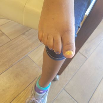 Lavish Nails & Spa - Her toes - Nail Salons Near Me - Chico, California Lavish Nails & Spa - Her toes - Nail Salons Near Me - Chico, California