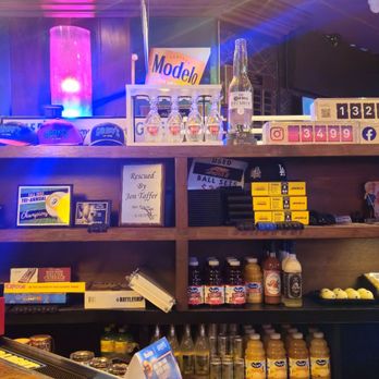 Griffs Bar & Billiards - Pool Halls Near Me - Las Vegas, Nevada