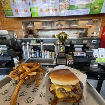 BurgerFi - Burgers Near Me - Northville, Michigan BurgerFi - Burgers Near Me - Northville, Michigan