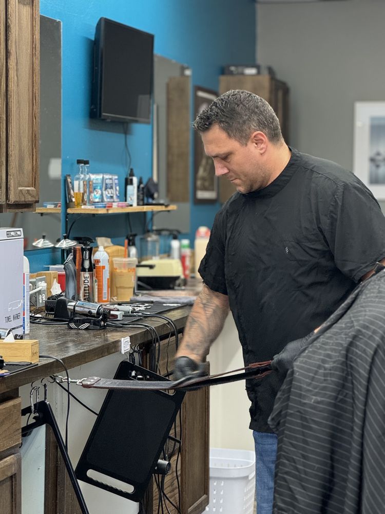 Venice Barber Shop Logo