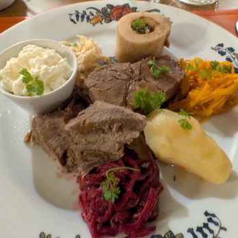 Chez Hansi - Beef "gro sel" - French Near Me - Colmar, 68