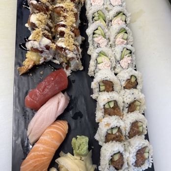 Oao - Sushi Bar & Grill at Wailea - Amazing sushi plate - Sushi Bars Near Me - Kihei, Hawaii Oao - Sushi Bar & Grill at Wailea - Amazing sushi plate - Sushi Bars Near Me - Kihei, Hawaii