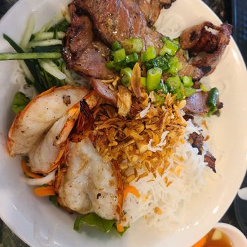 Pho Kim Long - #26 vermicelli bowl with grilled pork and shrimp - Vietnamese Near Me - San Jose, California Pho Kim Long - #26 vermicelli bowl with grilled pork and shrimp - Vietnamese Near Me - San Jose, California