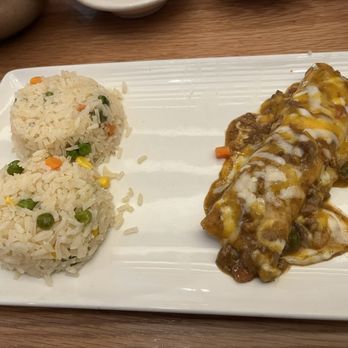 Gloria's Latin Cuisine - Kids meal Beef Enchilada - Mexican Near Me - Katy, Texas Gloria's Latin Cuisine - Kids meal Beef Enchilada - Mexican Near Me - Katy, Texas