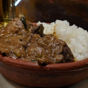 Poë - Hígaldo de Pollo Picante con Cilantro Spicy chicken liver with coriander - Pubs Near Me - Granada, GR Poë - Hígaldo de Pollo Picante con Cilantro Spicy chicken liver with coriander - Pubs Near Me - Granada, GR