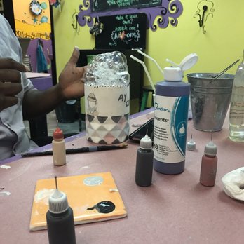 Doodlin Pottery Studio - Party & Event Planning Near Me - Cincinnati, Ohio