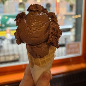 Jacques Torres Chocolate - Chocolatiers & Shops Near Me - Brooklyn, New York