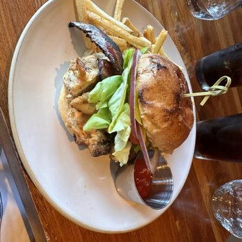 Coast Kitchen - Chicken sandwich with fries - Seafood Near Me - Jenner, California Coast Kitchen - Chicken sandwich with fries - Seafood Near Me - Jenner, California